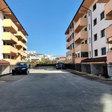 Garsoniera- Bulevard Dem Radulescu Râmnicu Vâlcea Extérieur photo